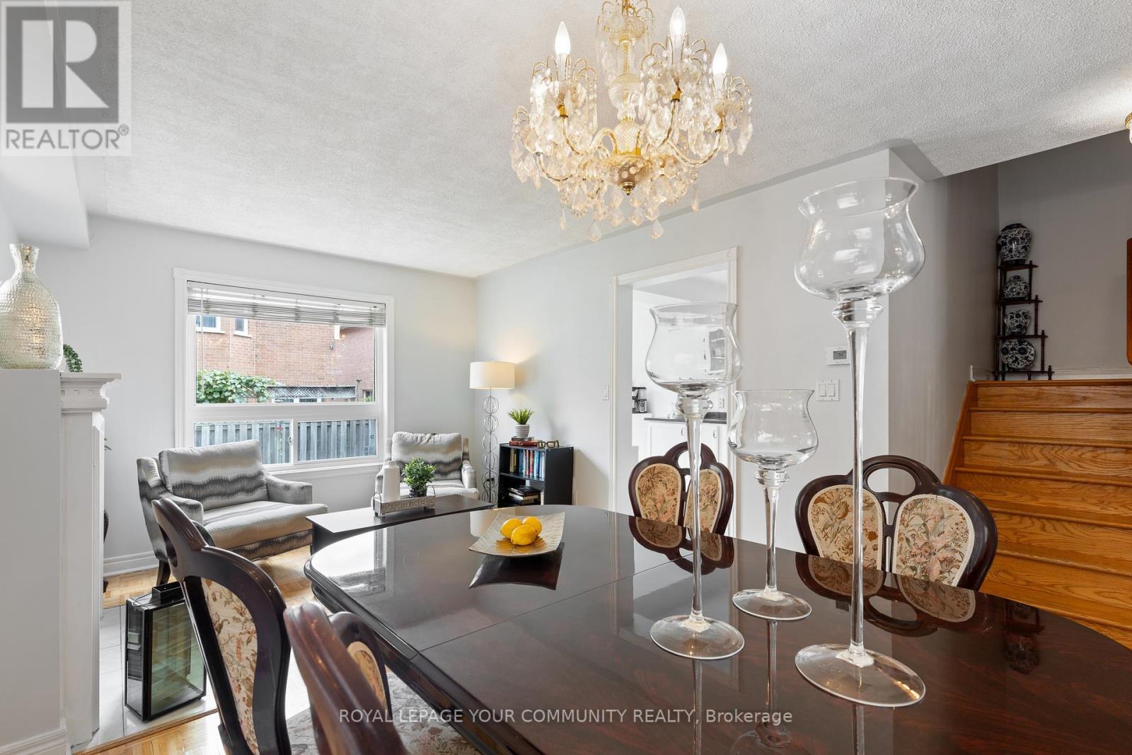 












299 DISCOVERY TRAIL

,
Vaughan,




Ontario
L6A3K4

