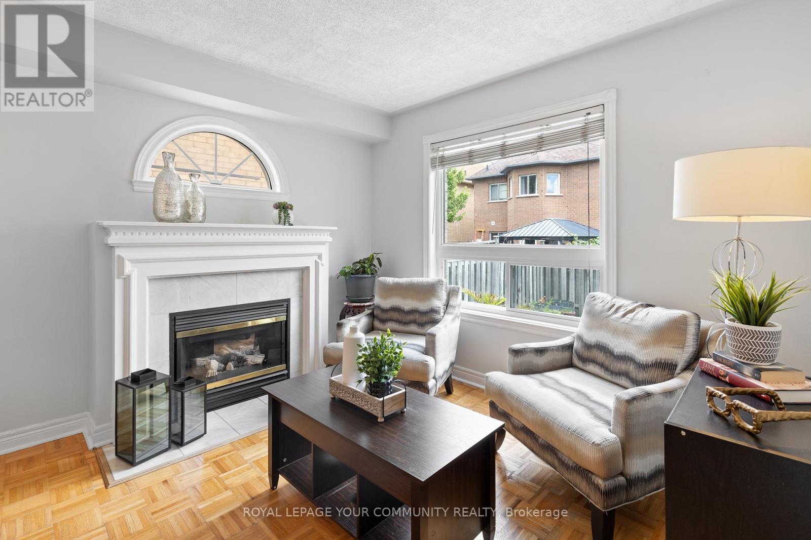












299 DISCOVERY TRAIL

,
Vaughan,




Ontario
L6A3K4

