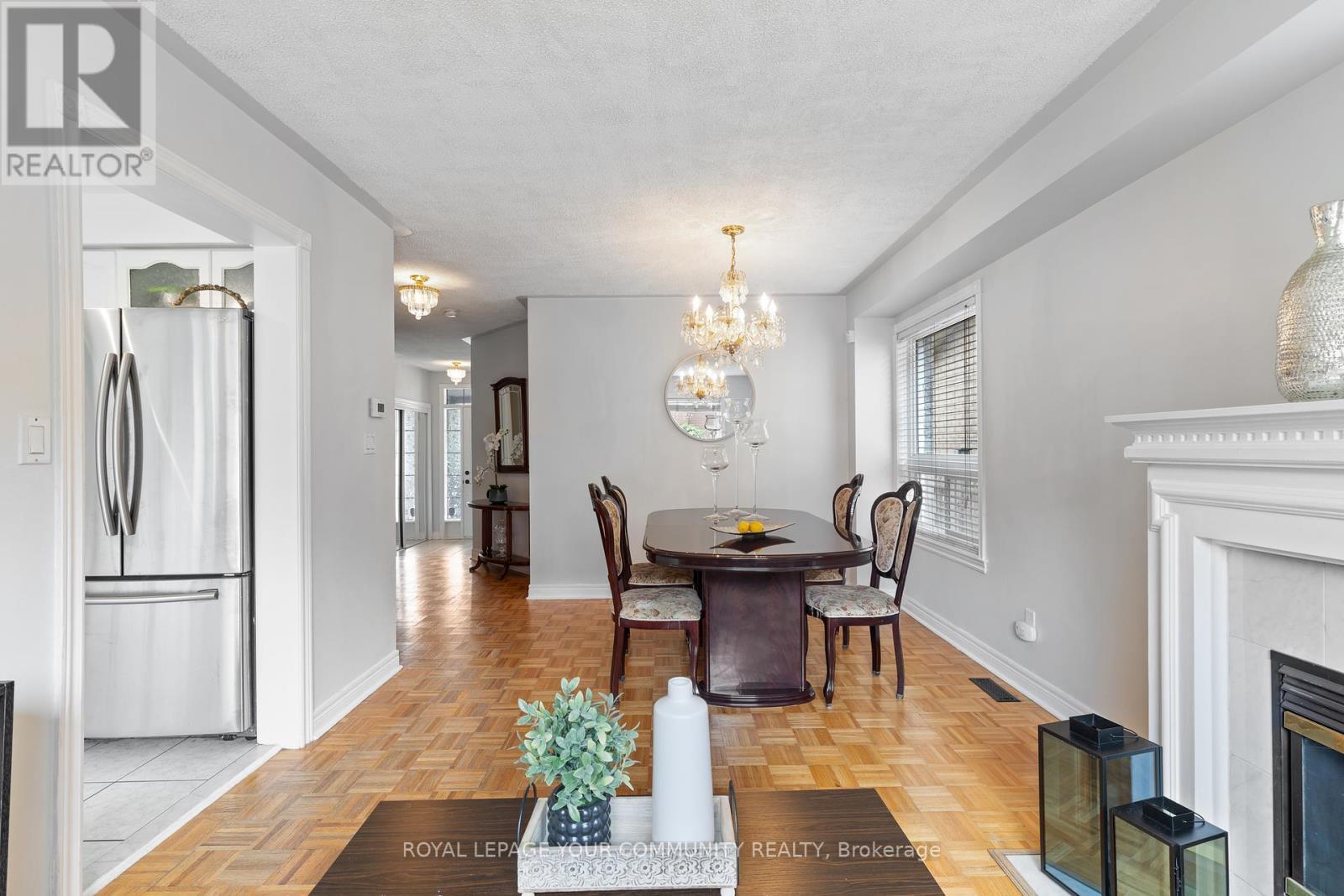 












299 DISCOVERY TRAIL

,
Vaughan,




Ontario
L6A3K4

