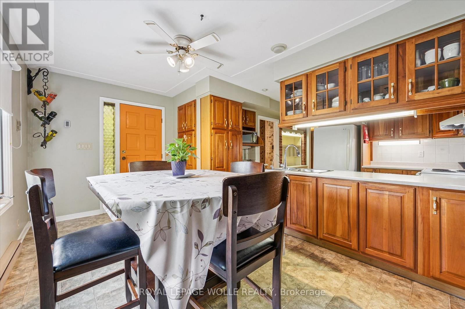 












24 PEEL STREET

,
Woolwich,




Ontario
N0B2V0

