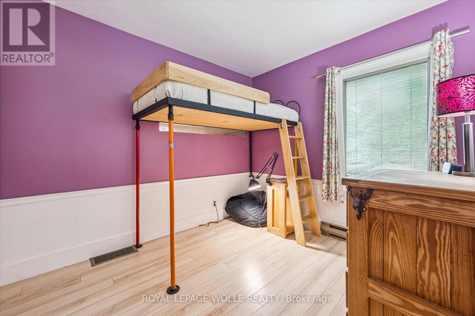 












24 PEEL STREET

,
Woolwich,




Ontario
N0B2V0

