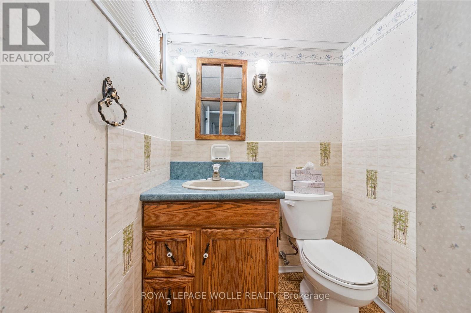 












24 PEEL STREET

,
Woolwich,




Ontario
N0B2V0

