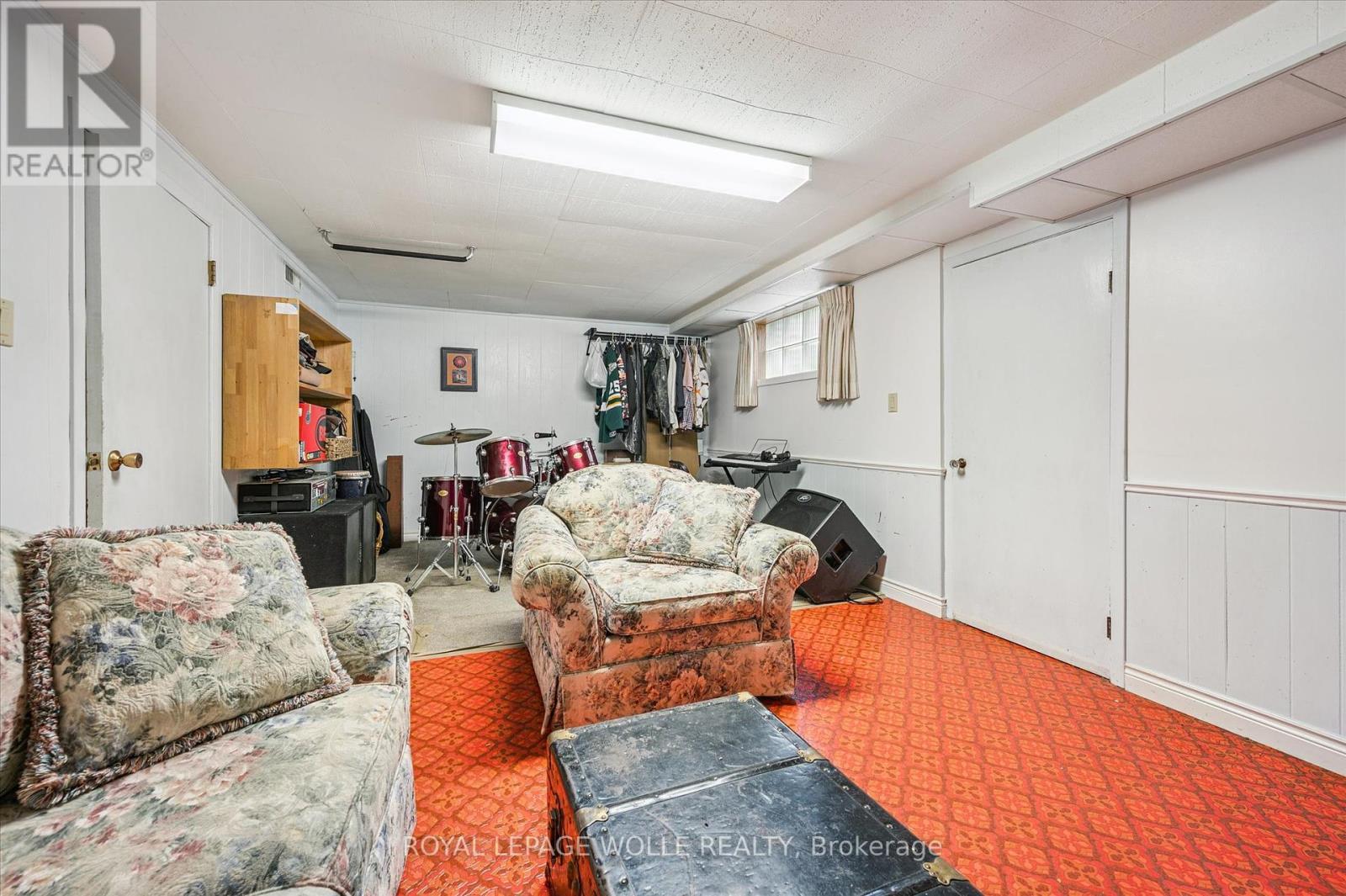 












24 PEEL STREET

,
Woolwich,




Ontario
N0B2V0


