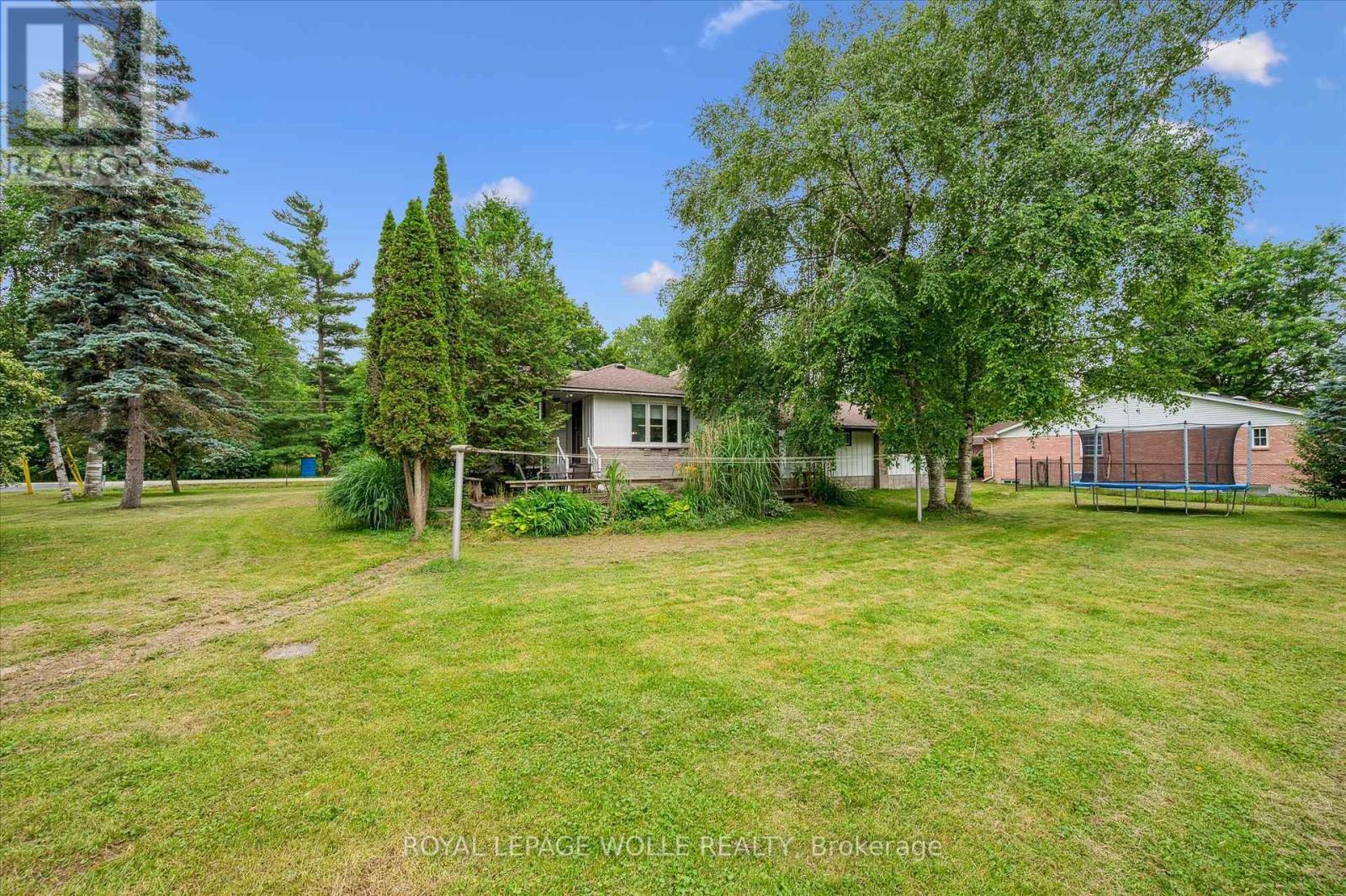 












24 PEEL STREET

,
Woolwich,




Ontario
N0B2V0

