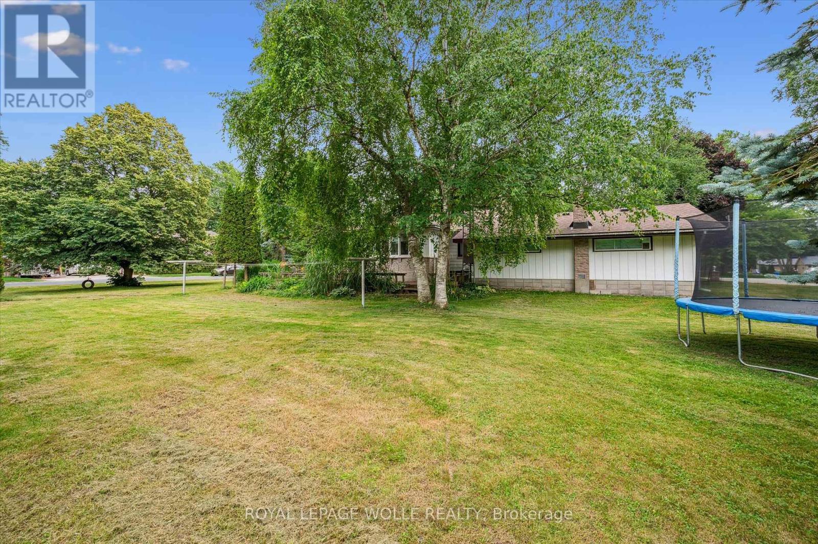 












24 PEEL STREET

,
Woolwich,




Ontario
N0B2V0

