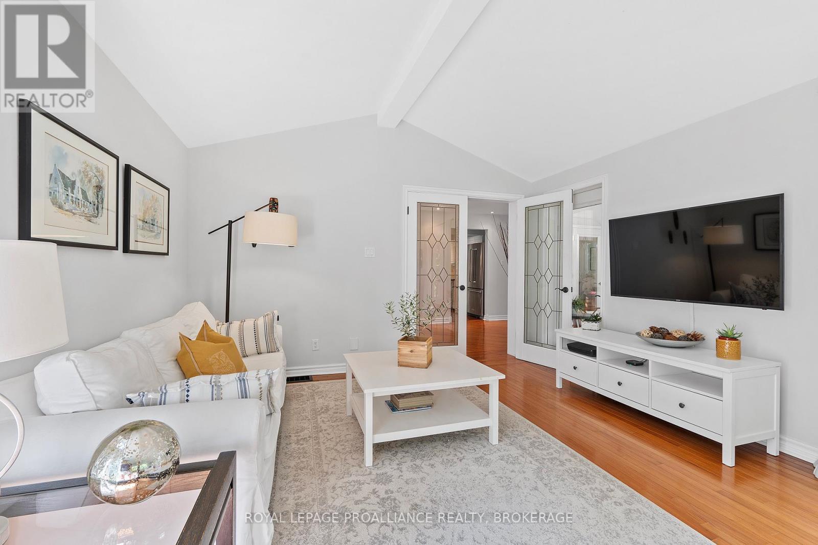 












5 WILMOT STREET

,
Kingston (Kingston East (Incl CFB Kingston)),




Ontario
K7L4V1

