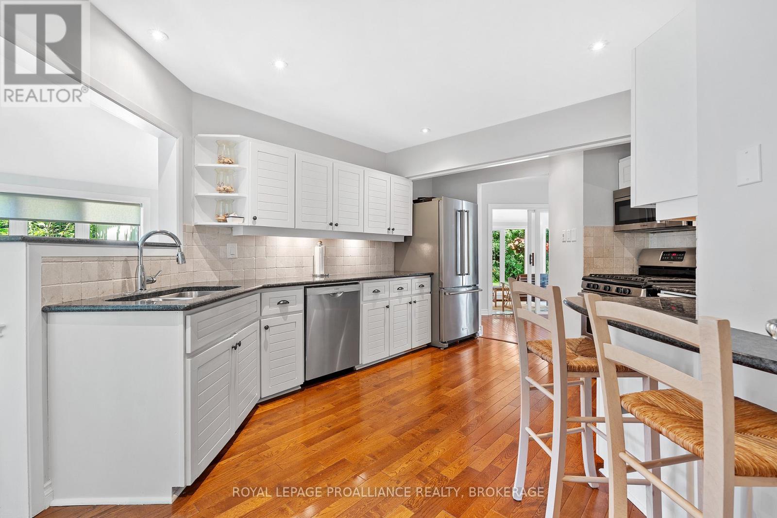 












5 WILMOT STREET

,
Kingston (Kingston East (Incl CFB Kingston)),




Ontario
K7L4V1

