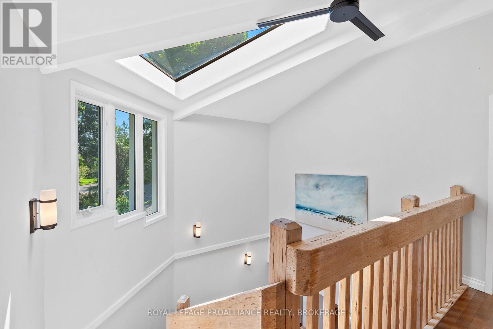 












5 WILMOT STREET

,
Kingston (Kingston East (Incl CFB Kingston)),




Ontario
K7L4V1

