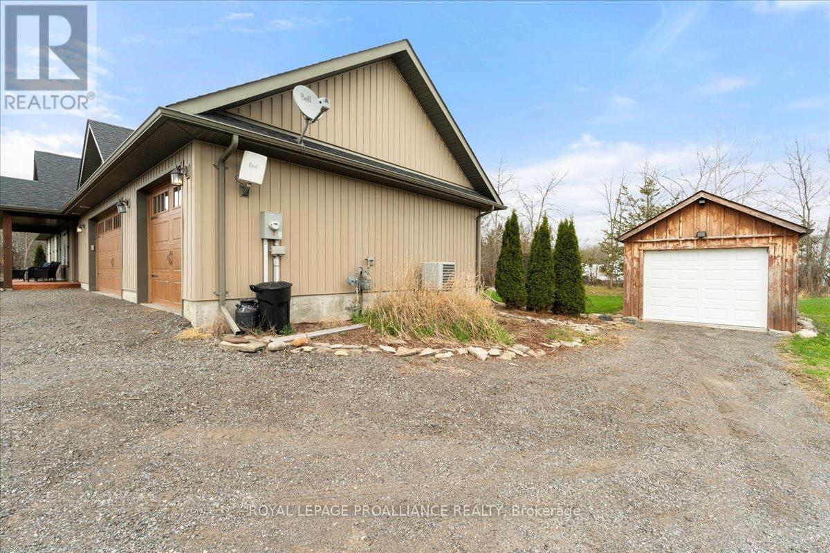 












264 GLEN MILLER ROAD

,
Quinte West (Sidney Ward),




Ontario
K8V5P8

