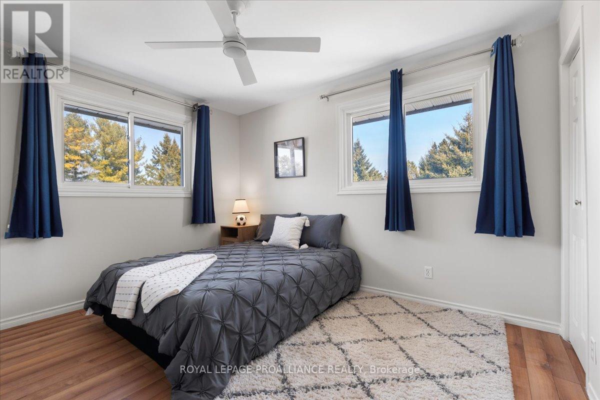 












267 COUNTY ROAD 28

,
Prince Edward County (Ameliasburg Ward),




Ontario
K8N4Z7

