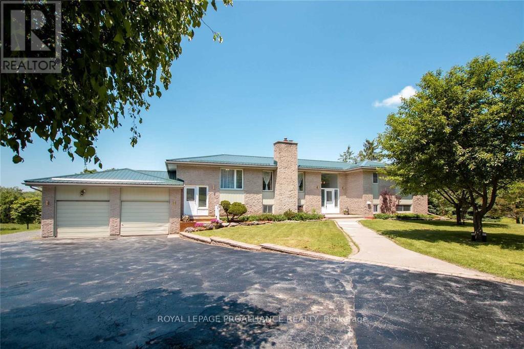 












267 COUNTY ROAD 28

,
Prince Edward County (Ameliasburg Ward),




Ontario
K8N4Z7

