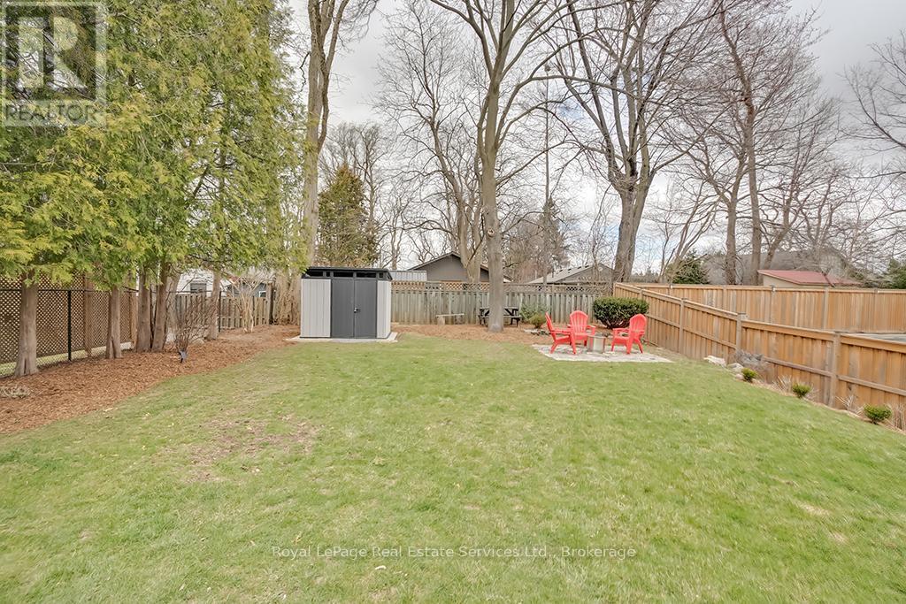 












23 LORNE AVENUE

,
Hamilton (Ancaster),




Ontario
L9G2X6

