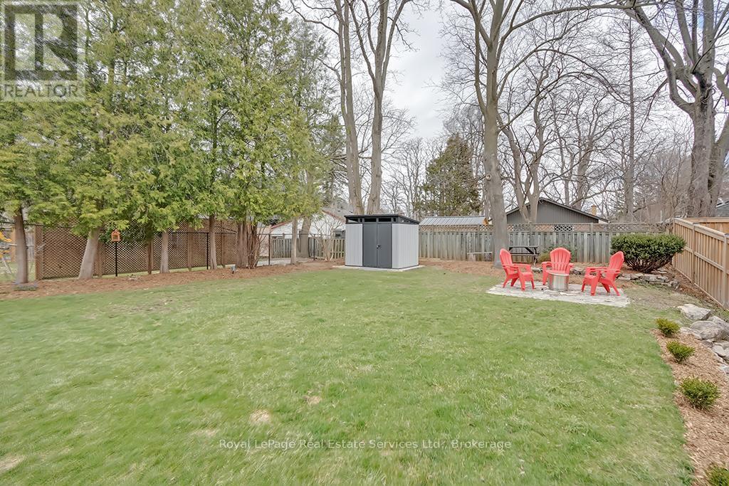 












23 LORNE AVENUE

,
Hamilton (Ancaster),




Ontario
L9G2X6

