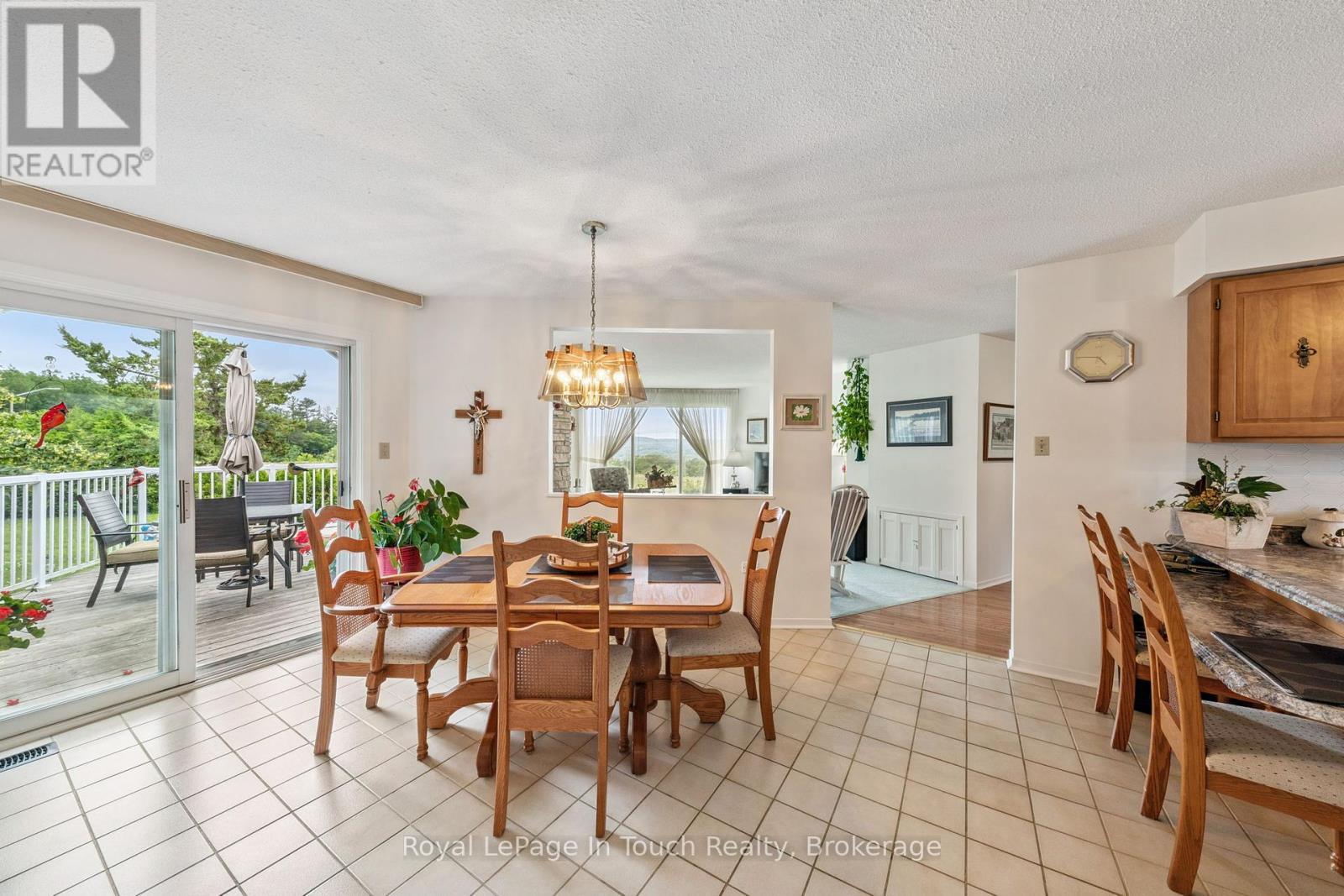 












40 PAYETTE DRIVE

,
Penetanguishene,




Ontario
L9M1H5

