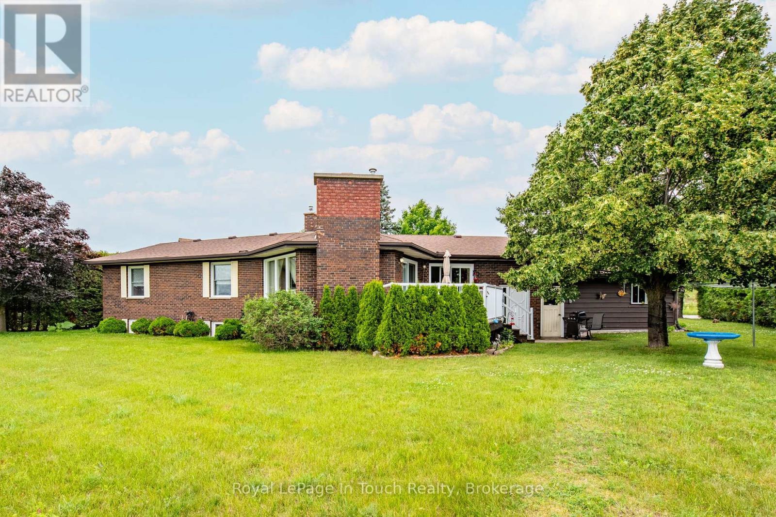 












40 PAYETTE DRIVE

,
Penetanguishene,




Ontario
L9M1H5

