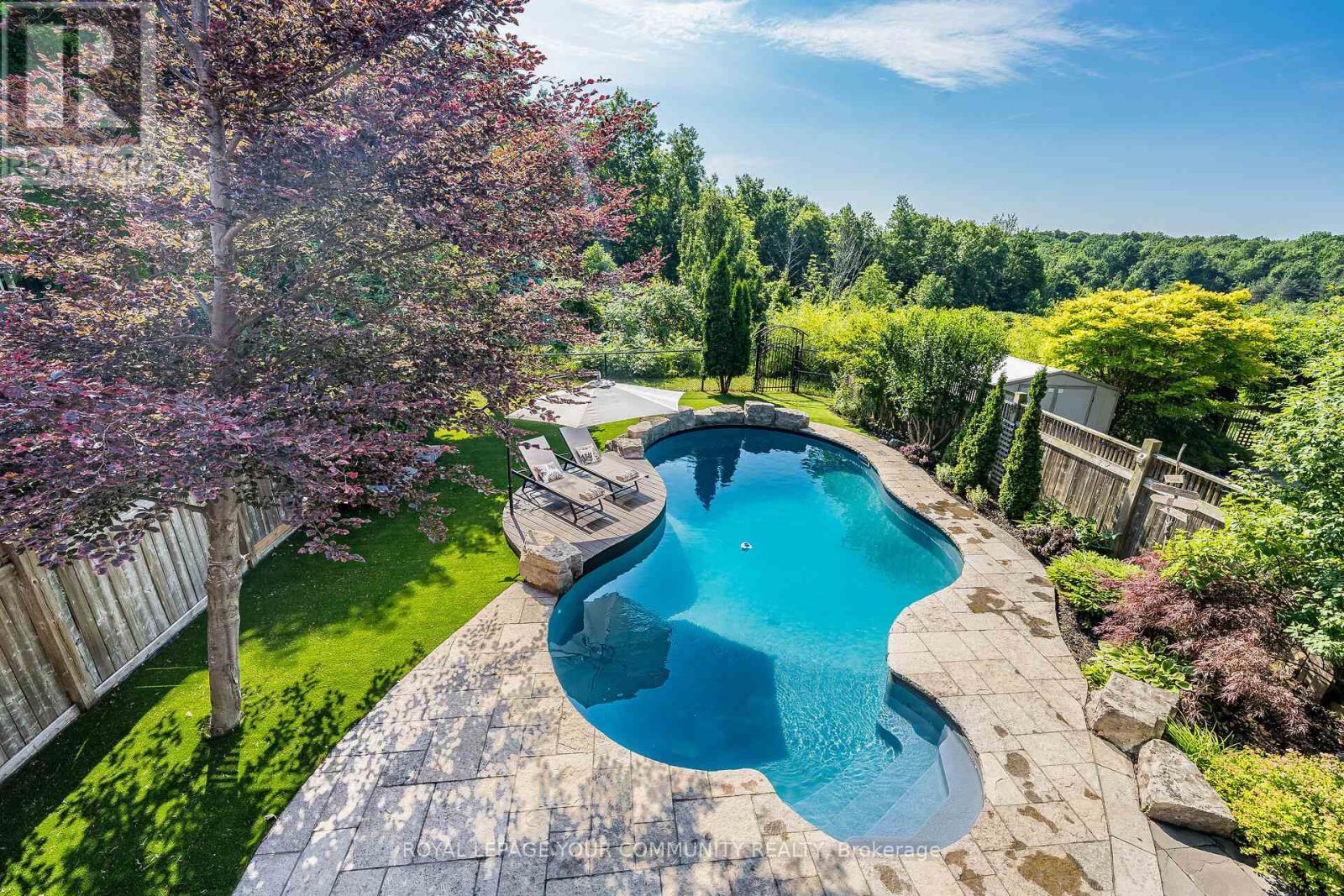 












63 REGENCY VIEW HEIGHTS

,
Vaughan,




Ontario
L6A3T8

