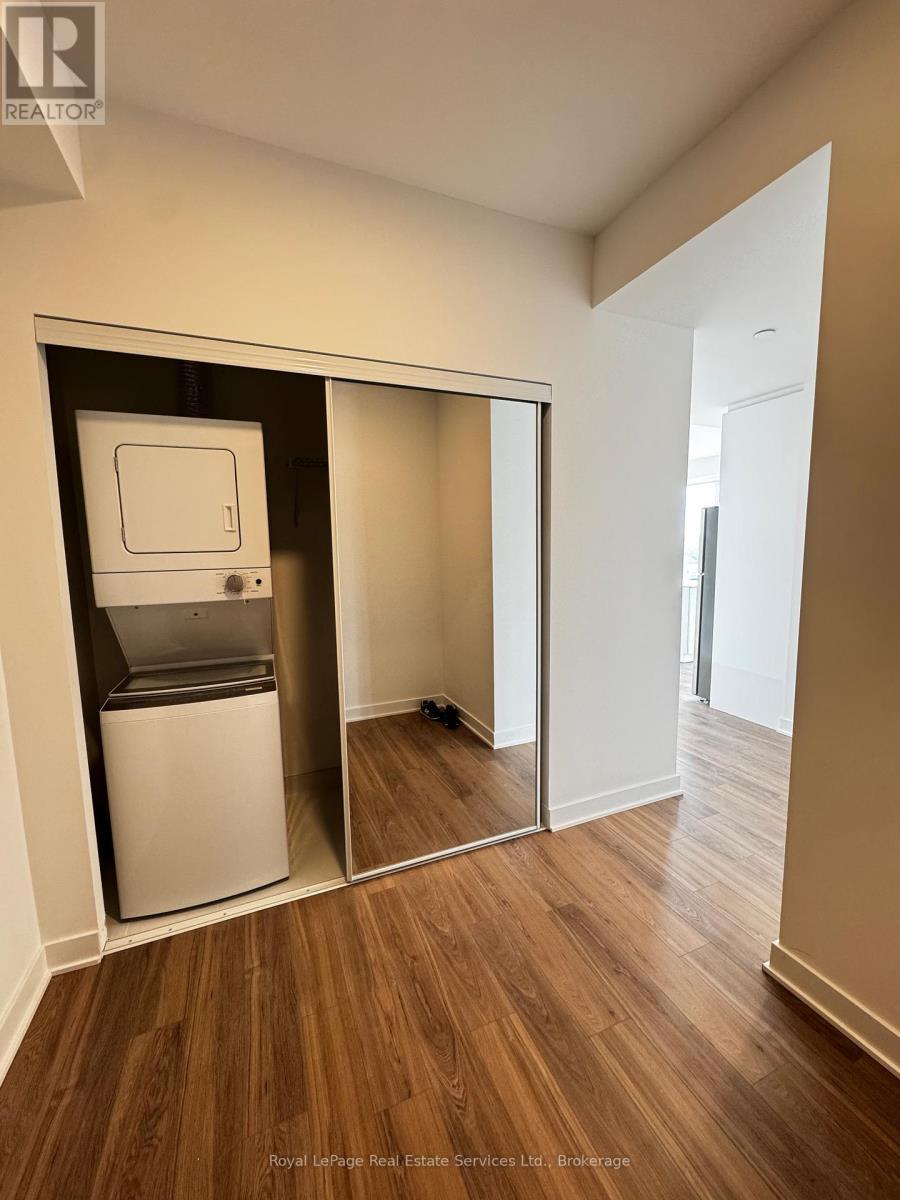 












906 - 2782 BARTON STREET E

,
Hamilton (Riverdale),




Ontario
L8E2J8

