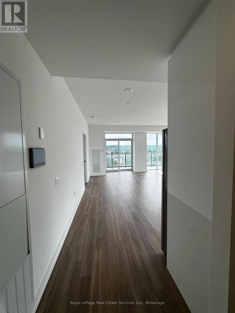 












906 - 2782 BARTON STREET E

,
Hamilton (Riverdale),




Ontario
L8E2J8

