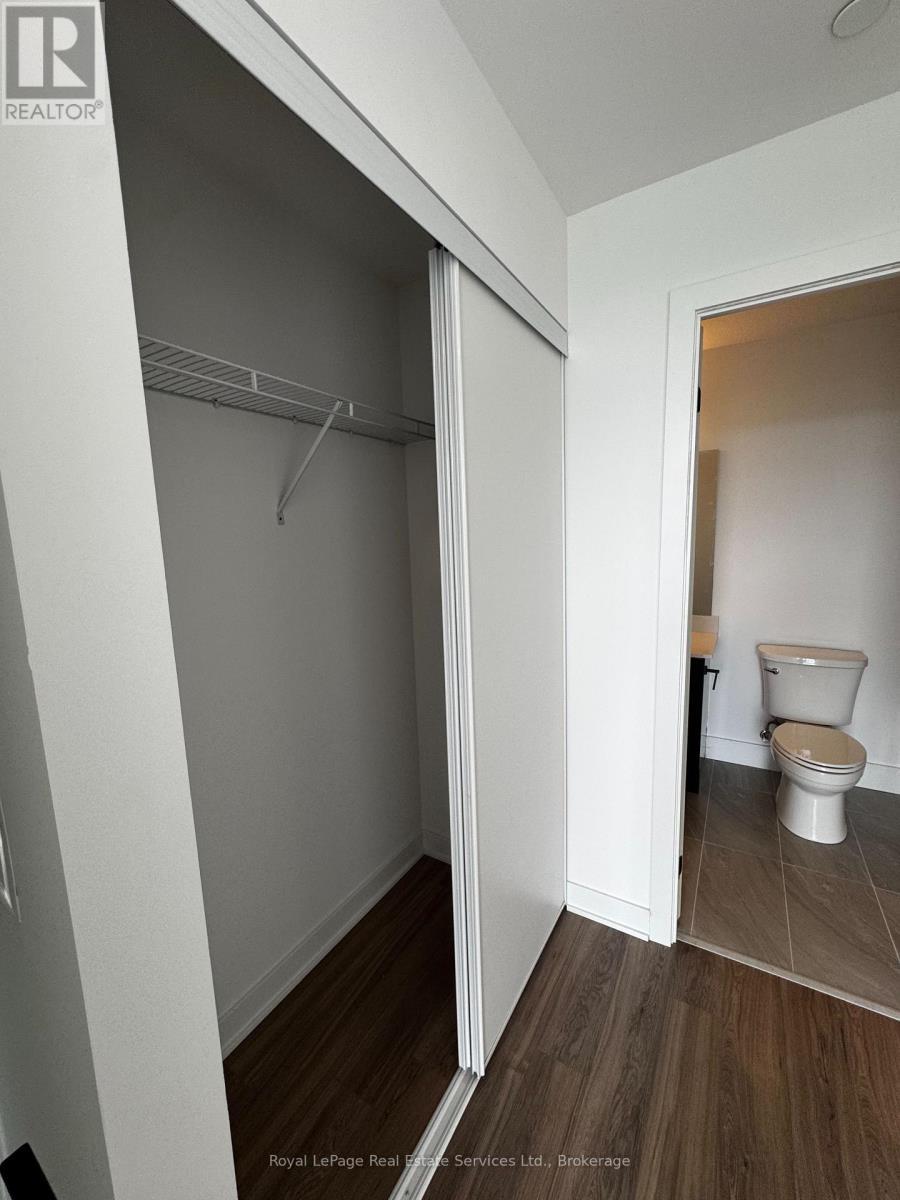 












906 - 2782 BARTON STREET E

,
Hamilton (Riverdale),




Ontario
L8E2J8


