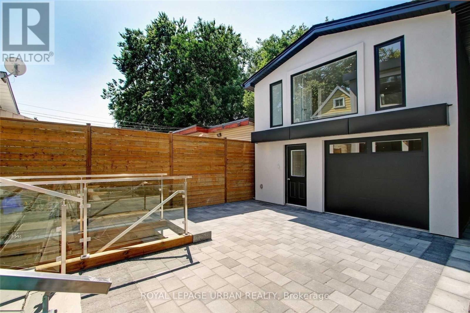 












GARDEN SUITE - 130 EATON AVENUE

,
Toronto,




Ontario
M4J2Z8

