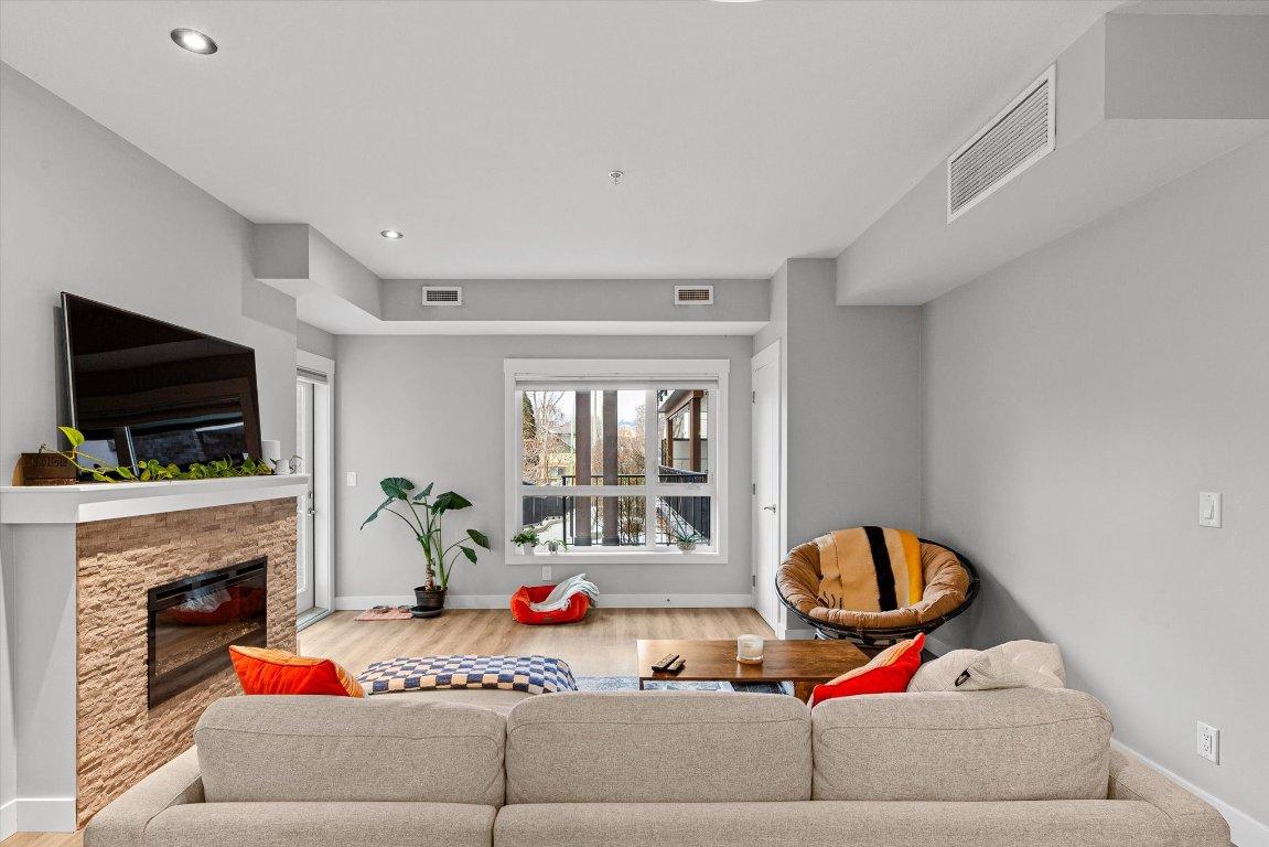 









1883


Water

Street, 105,
Kelowna,




BC
V1Y 1K4

