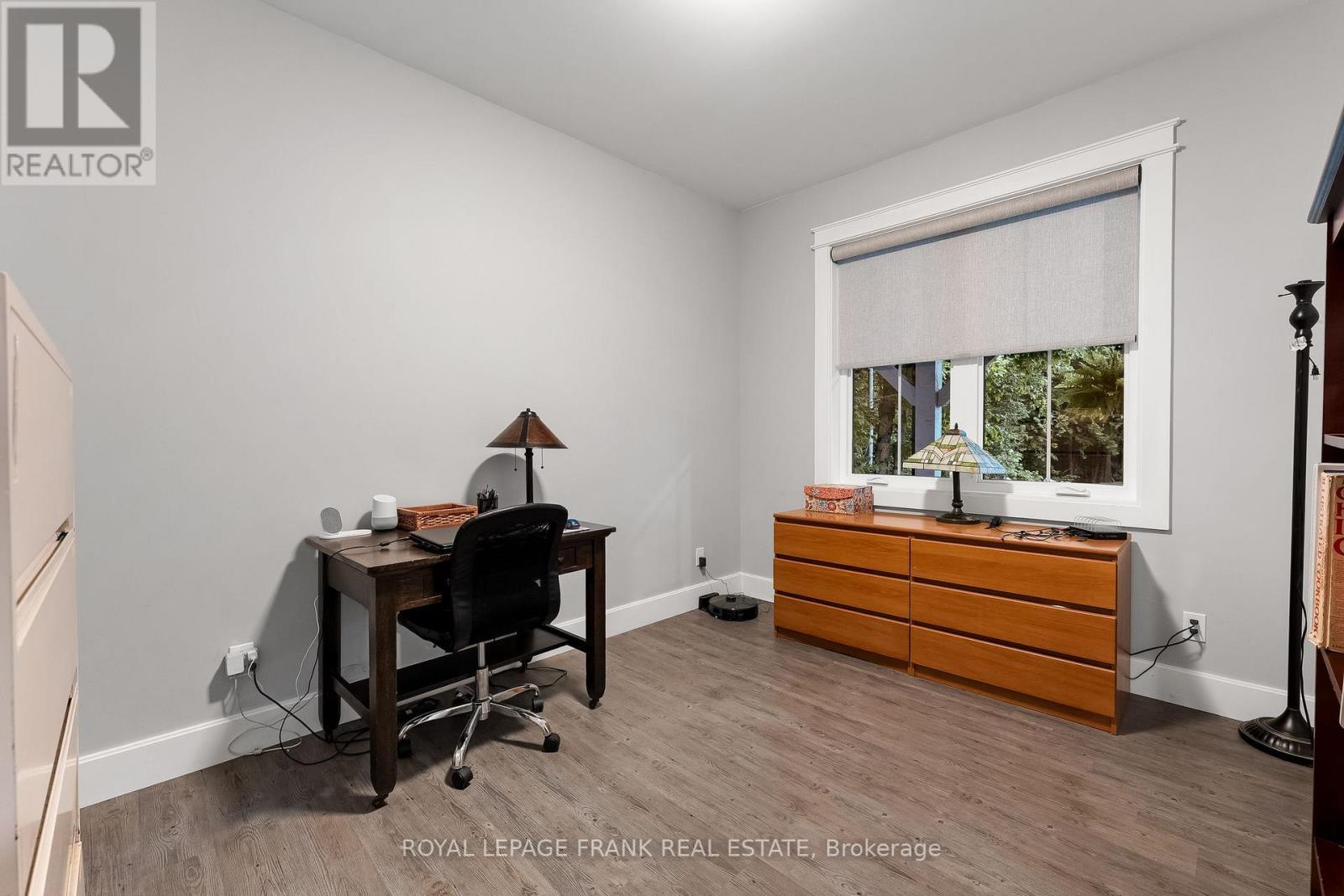 












975 RAY ROAD

,
Centre Hastings,




Ontario
K0K2K0

