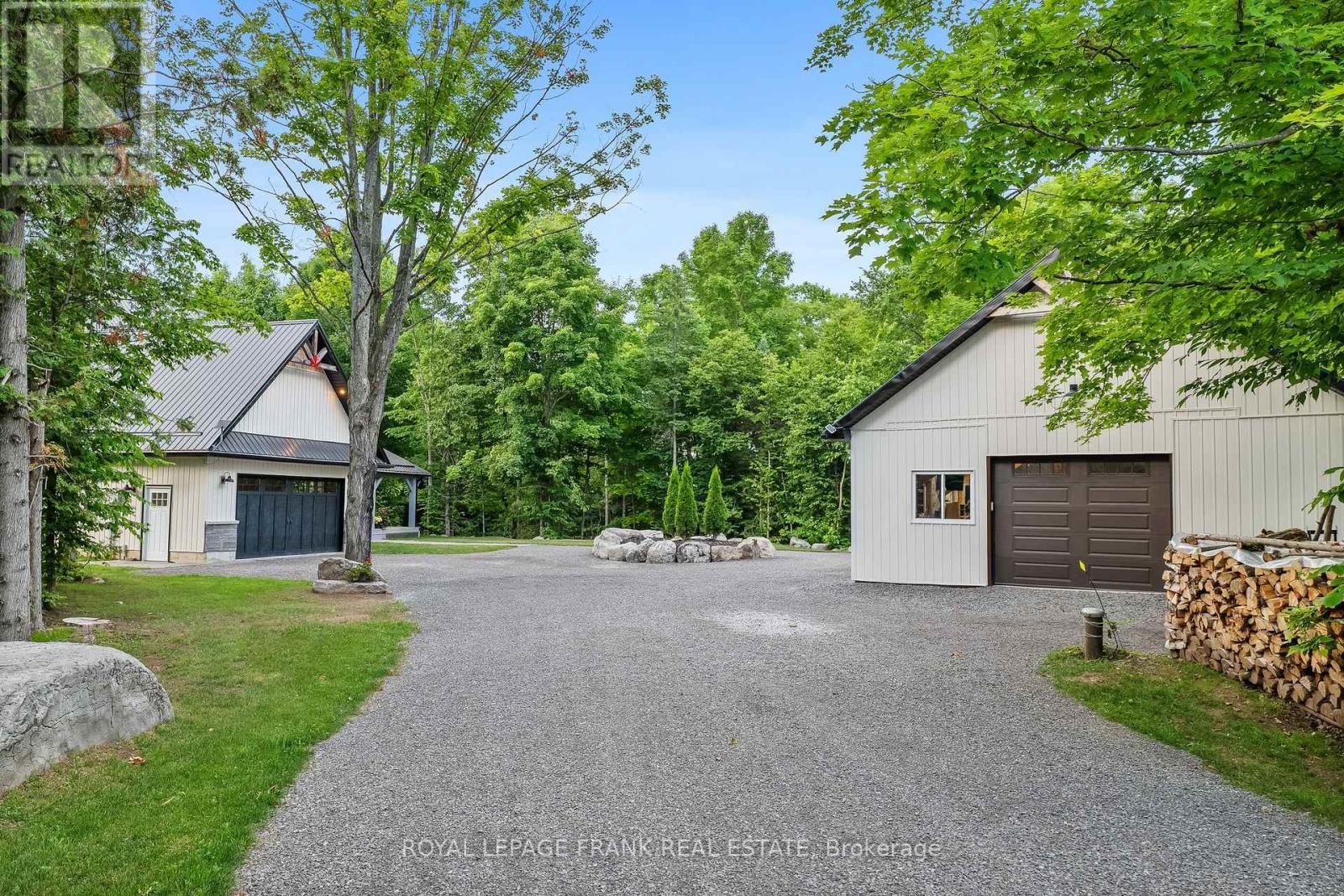












975 RAY ROAD

,
Centre Hastings,




Ontario
K0K2K0

