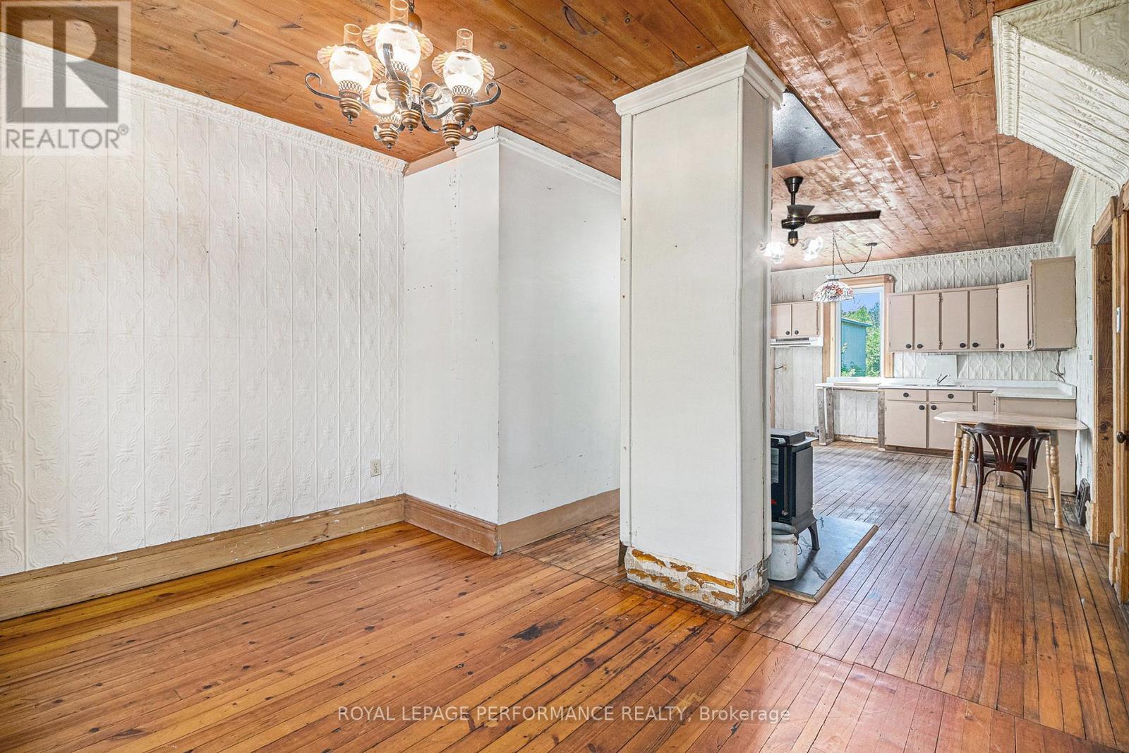 












17630 ROBINSON'S CORNERS ROAD

,
North Stormont,




Ontario
K0C1T0

