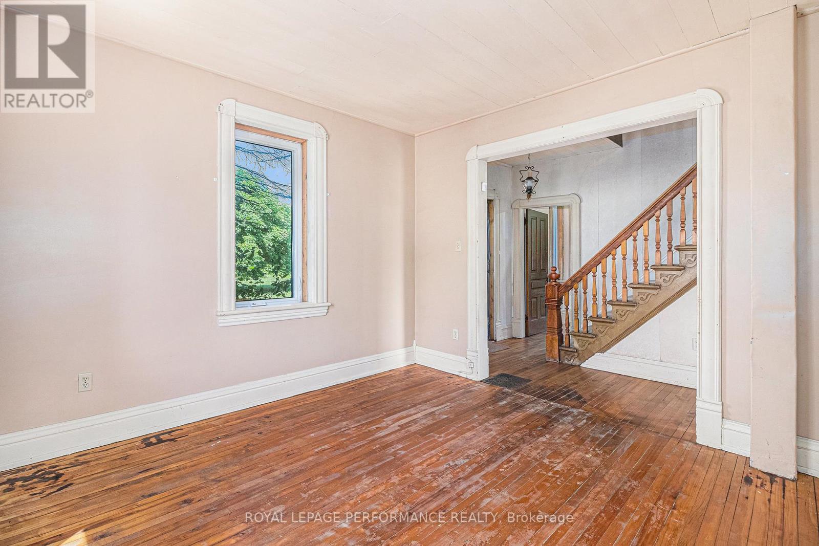 












17630 ROBINSON'S CORNERS ROAD

,
North Stormont,




Ontario
K0C1T0

