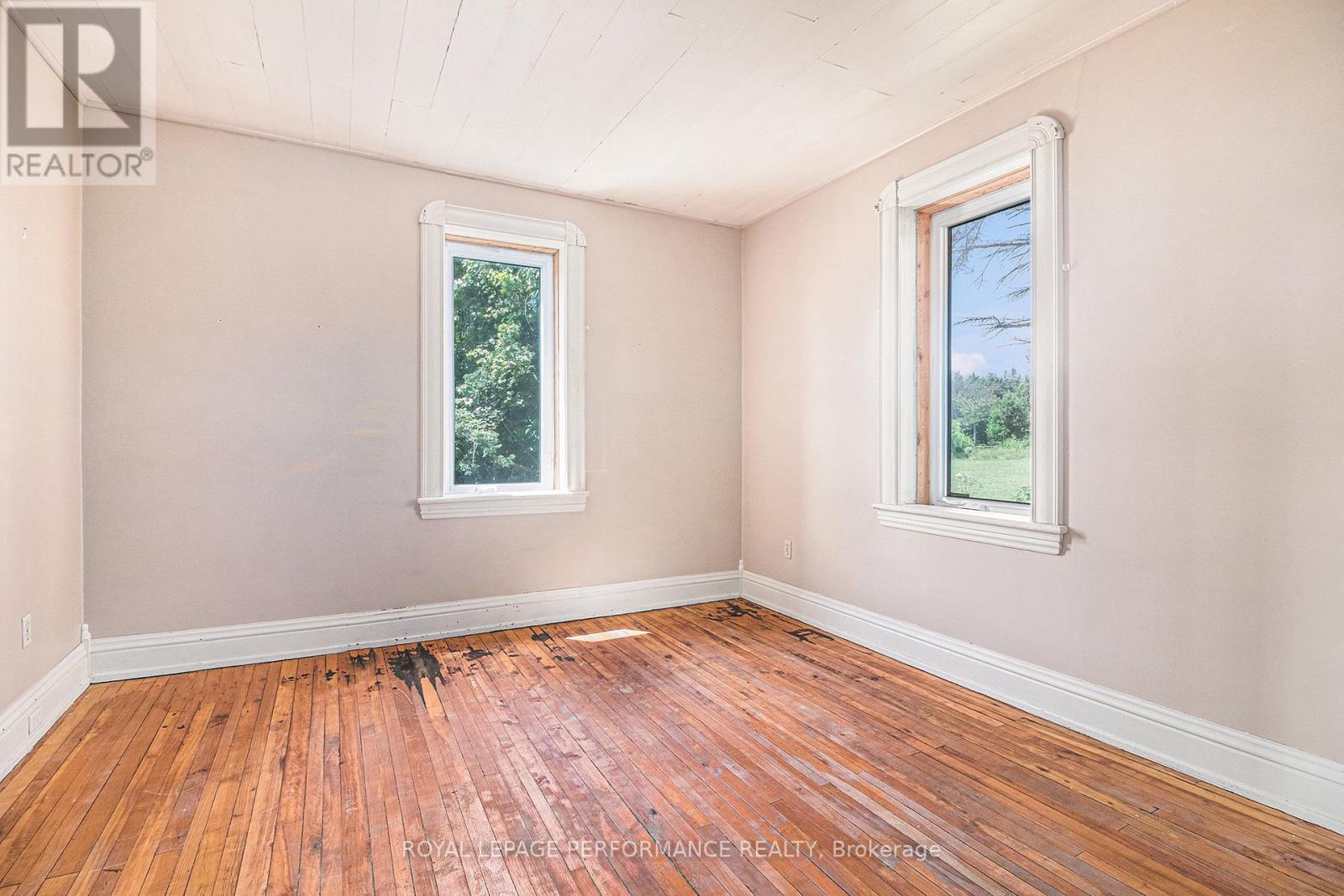 












17630 ROBINSON'S CORNERS ROAD

,
North Stormont,




Ontario
K0C1T0

