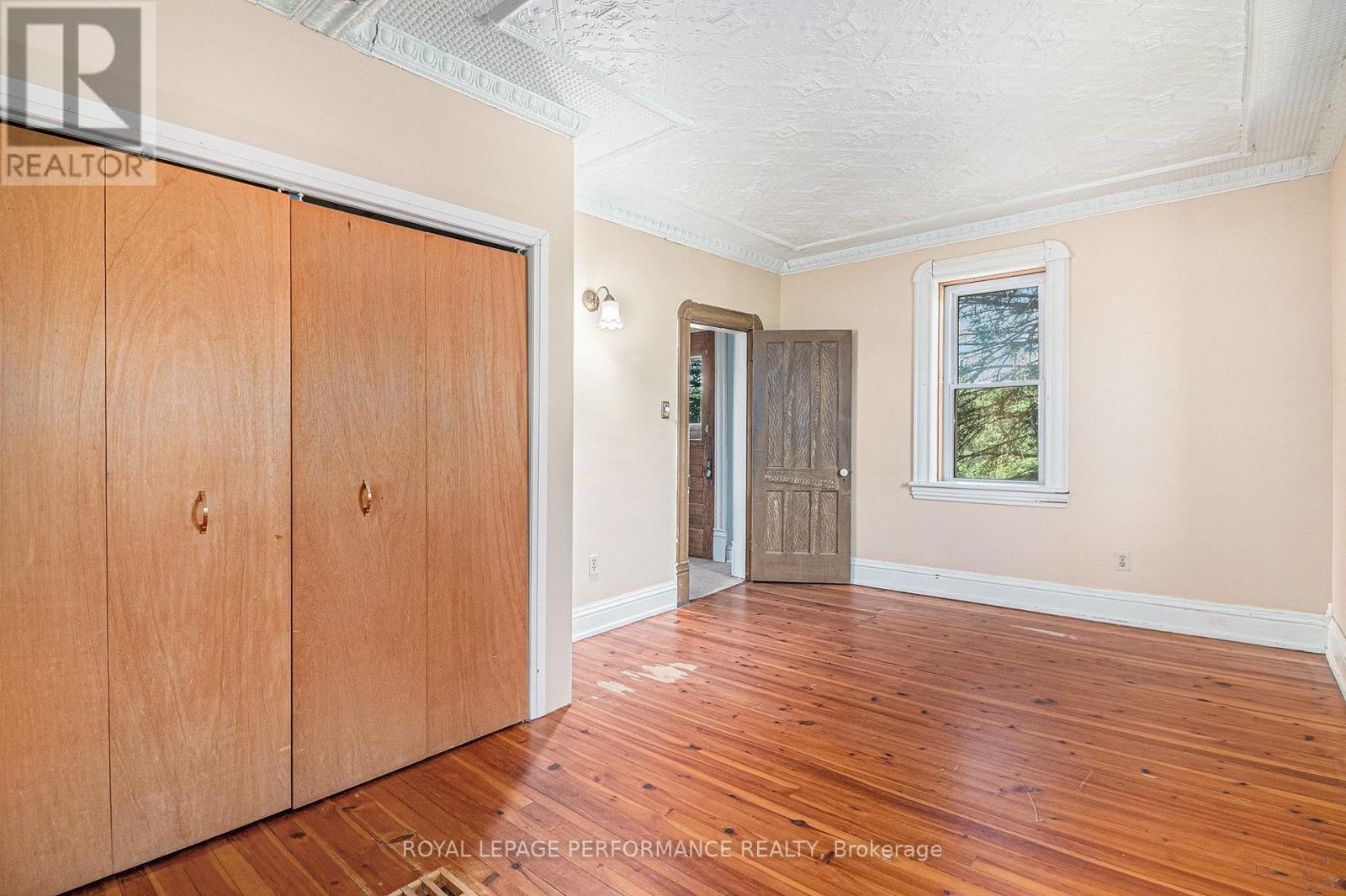 












17630 ROBINSON'S CORNERS ROAD

,
North Stormont,




Ontario
K0C1T0

