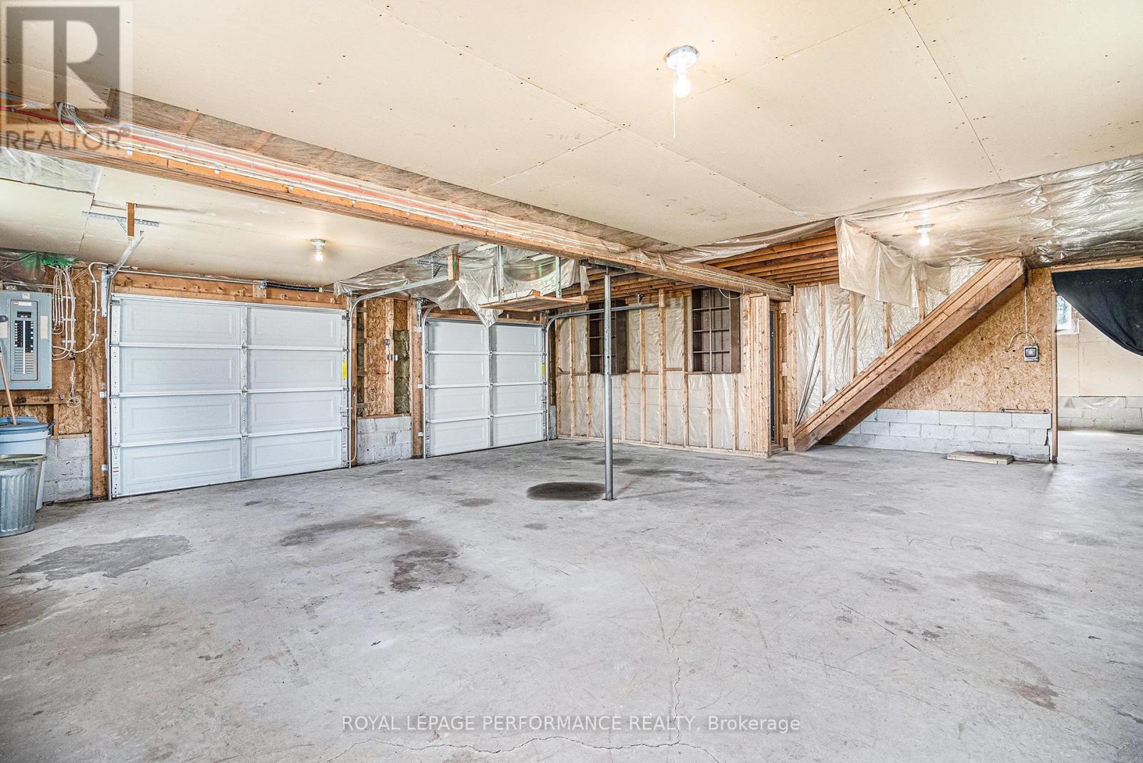 












17630 ROBINSON'S CORNERS ROAD

,
North Stormont,




Ontario
K0C1T0

