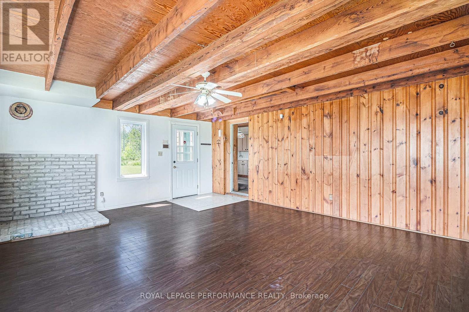 












17630 ROBINSON'S CORNERS ROAD

,
North Stormont,




Ontario
K0C1T0

