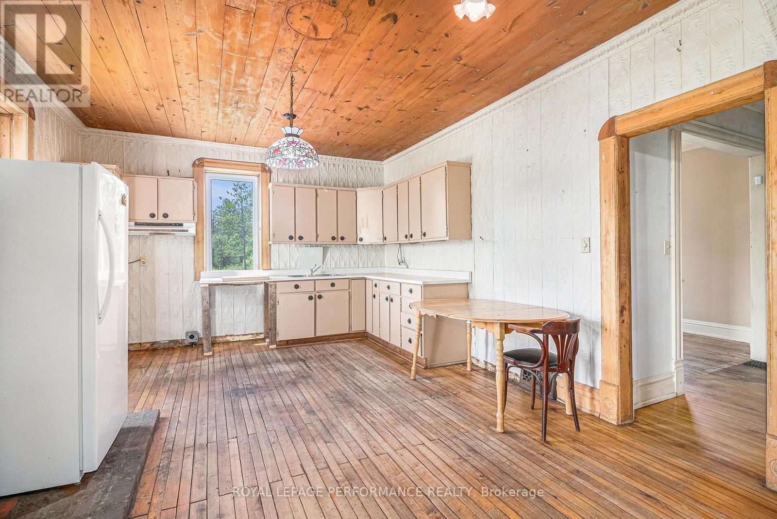 












17630 ROBINSON'S CORNERS ROAD

,
North Stormont,




Ontario
K0C1T0

