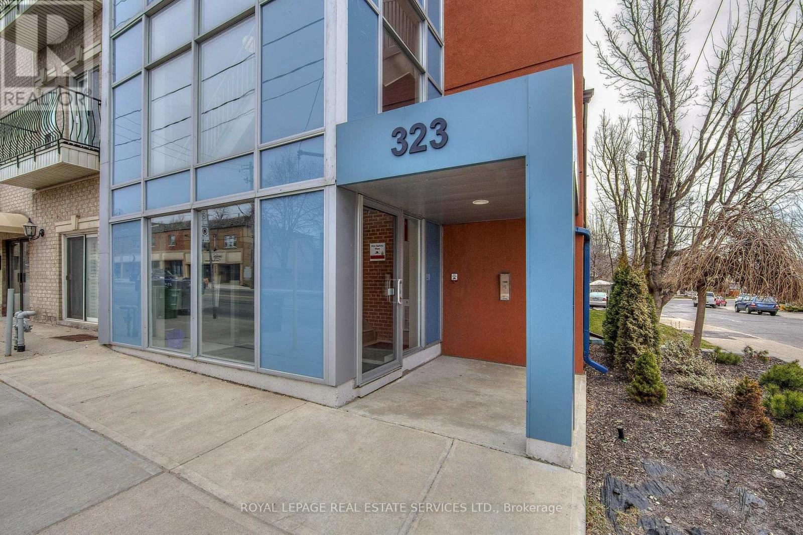 












203 - 323 KINGSTON ROAD S

,
Toronto,




Ontario
M4L1T8


