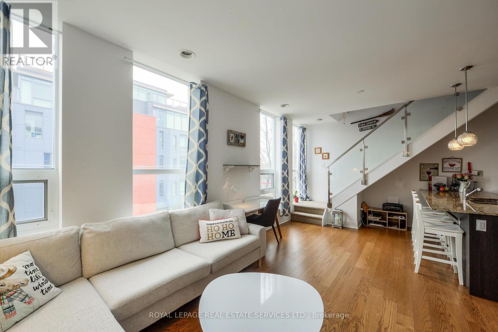 












203 - 323 KINGSTON ROAD S

,
Toronto,




Ontario
M4L1T8


