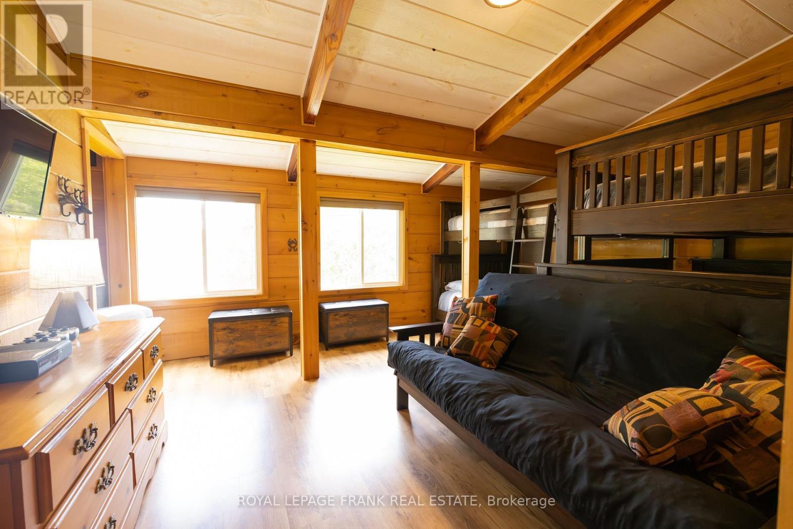 












5620 COUNTY RD 46

,
Havelock-Belmont-Methuen,




Ontario
K0L1Z0

