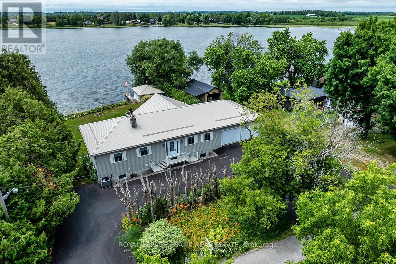 












115 OAKDENE CRESCENT

,
Kawartha Lakes (Little Britain),




Ontario
K0M2C0

