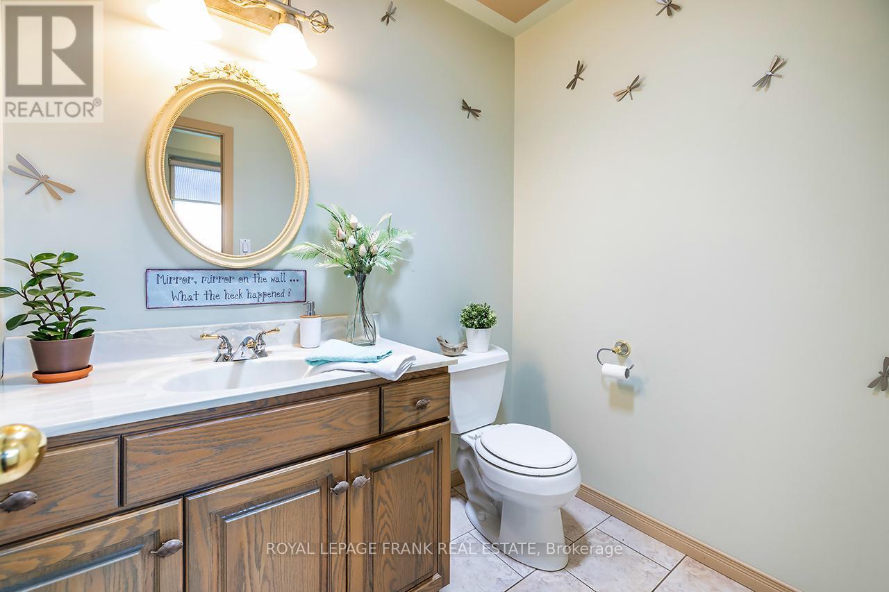 












115 OAKDENE CRESCENT

,
Kawartha Lakes (Little Britain),




Ontario
K0M2C0

