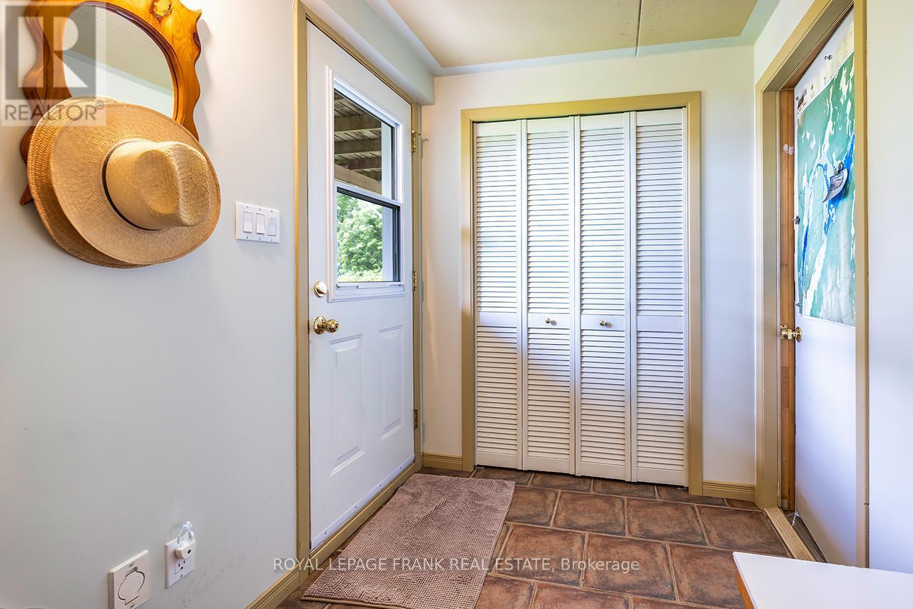 












115 OAKDENE CRESCENT

,
Kawartha Lakes (Little Britain),




Ontario
K0M2C0


