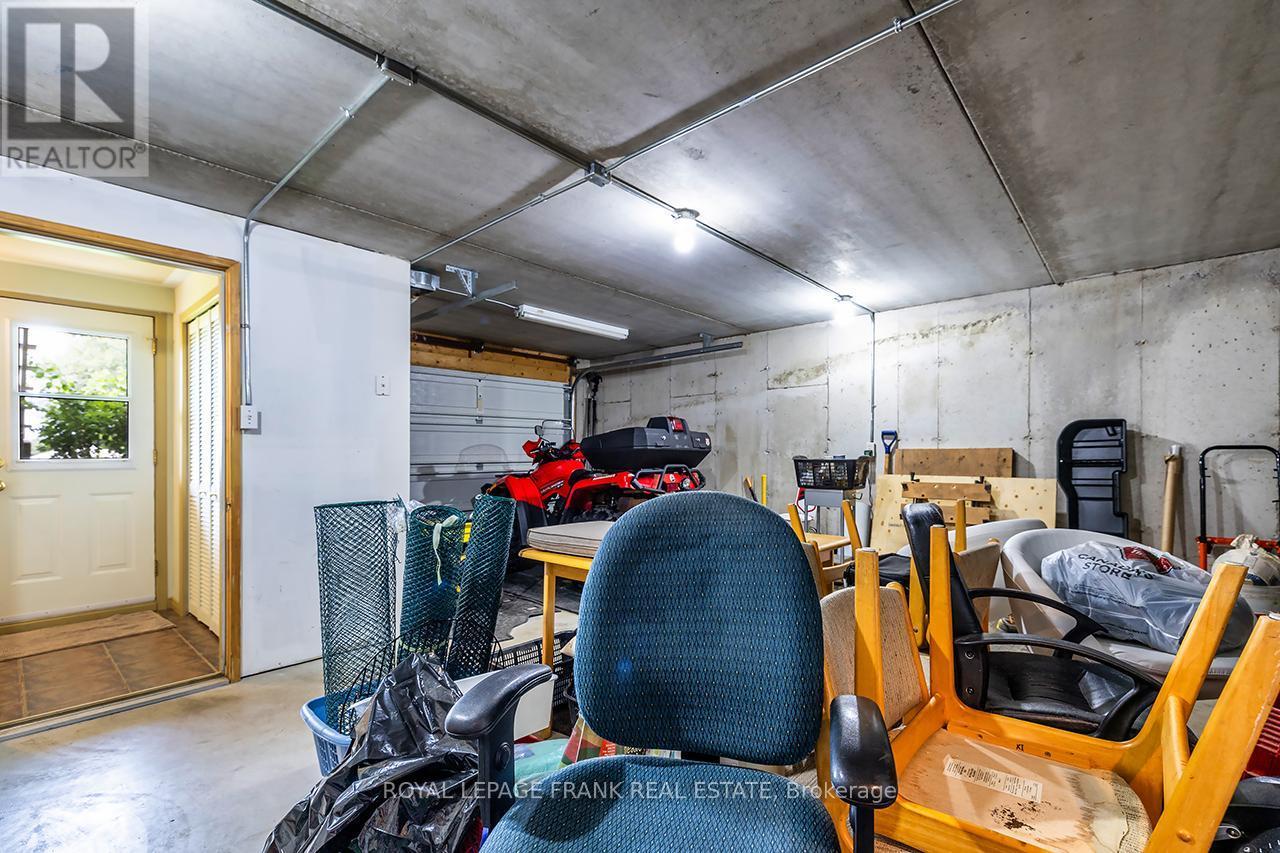 












115 OAKDENE CRESCENT

,
Kawartha Lakes (Little Britain),




Ontario
K0M2C0


