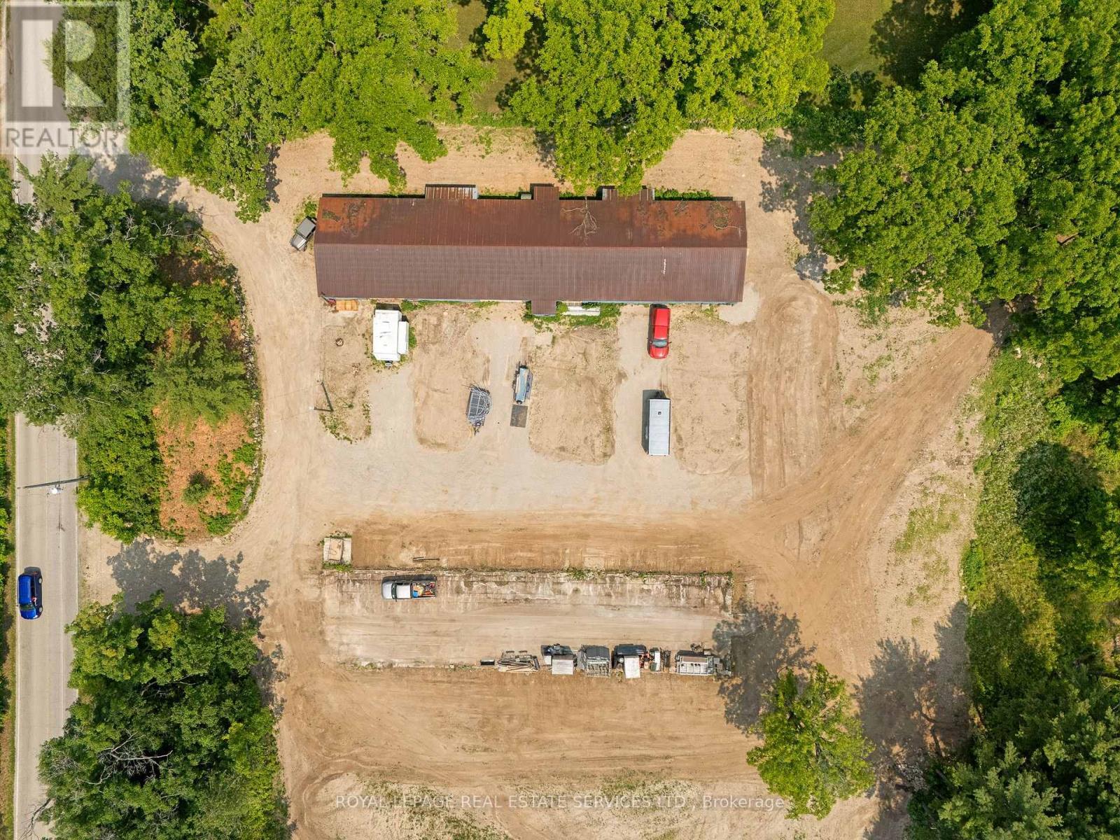 












1657 CHEESE FACTORY ROAD

,
North Dumfries,







Ontario
N0B1L0

