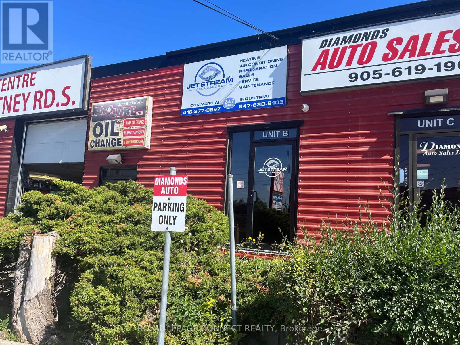 












UNIT B - 221 WESTNEY ROAD

,
Ajax,




Ontario
L1S2C9

