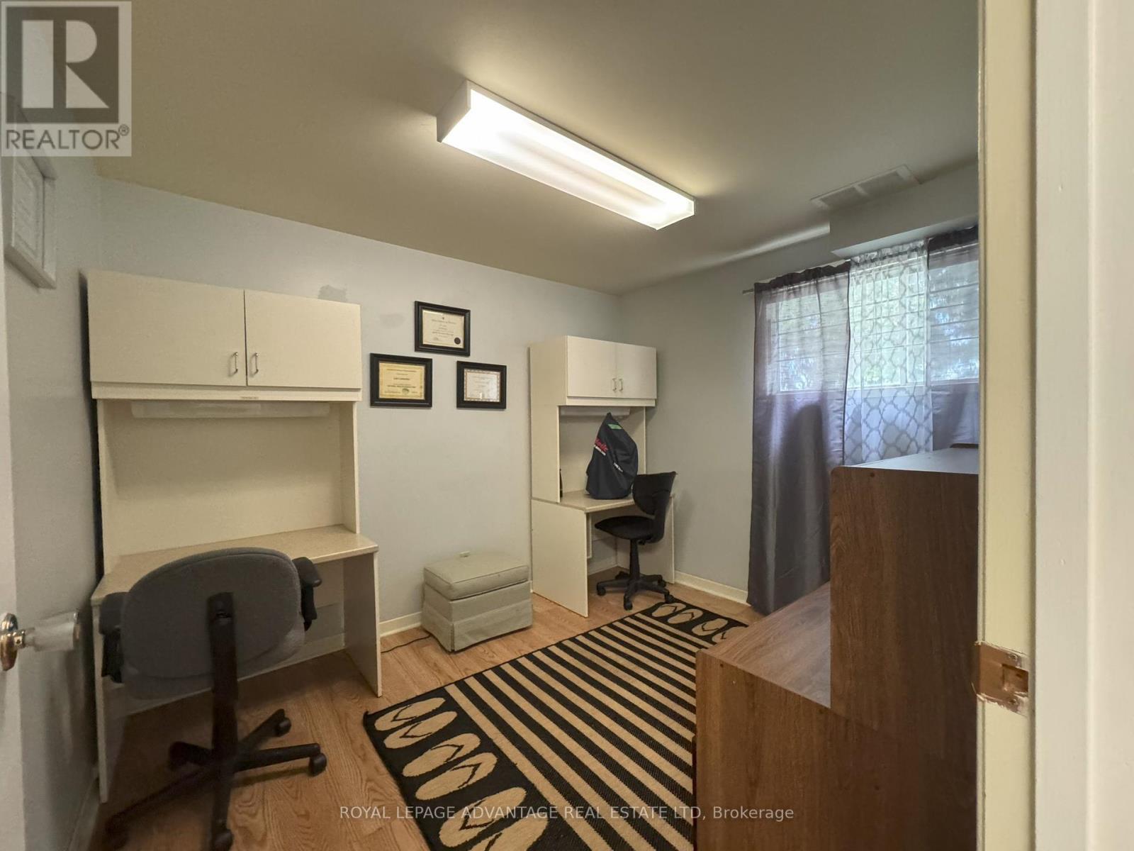 












34 JAMES STREET

,
Smiths Falls,




Ontario
K7A3R3

