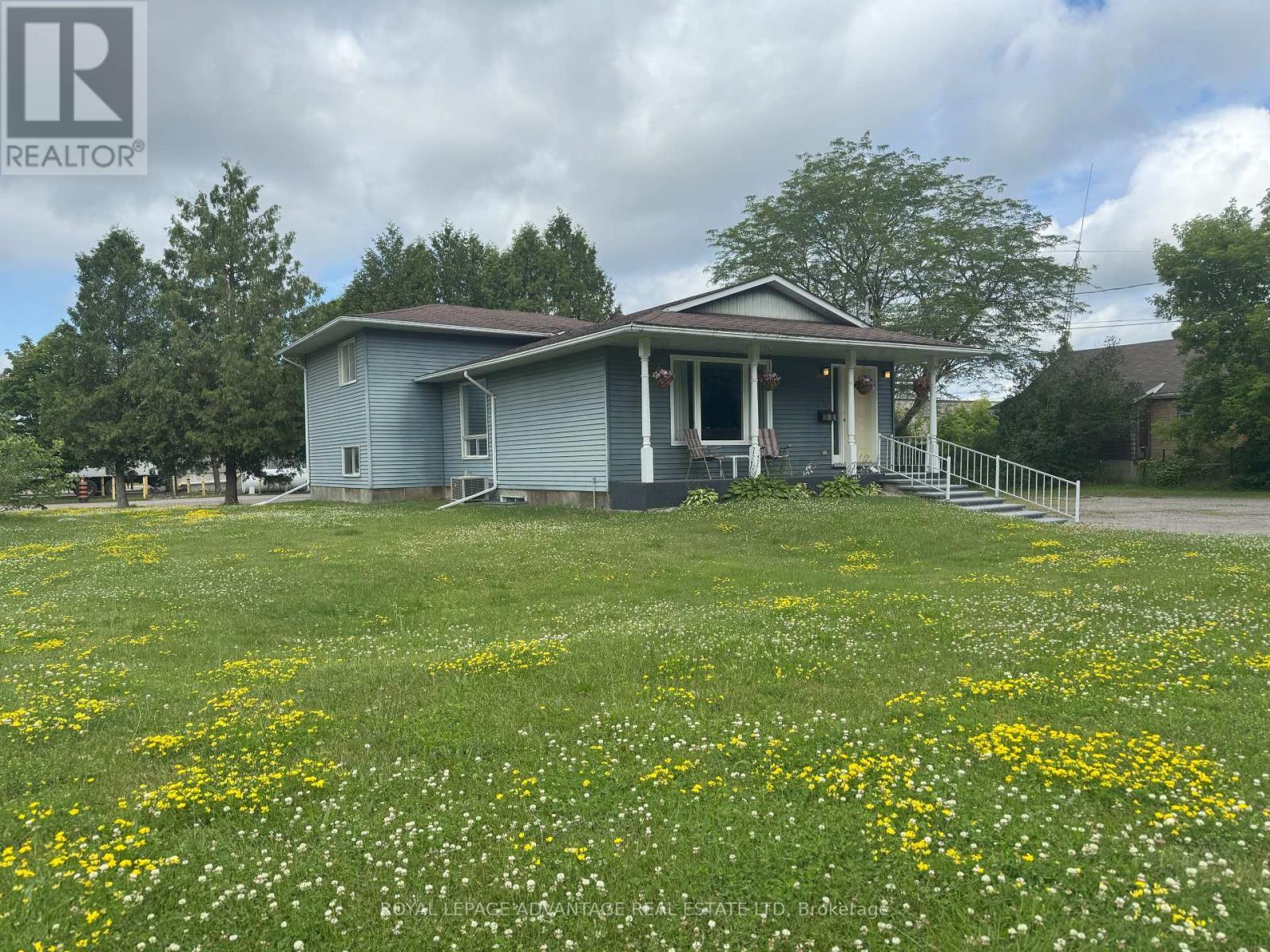 












34 JAMES STREET

,
Smiths Falls,




Ontario
K7A3R3

