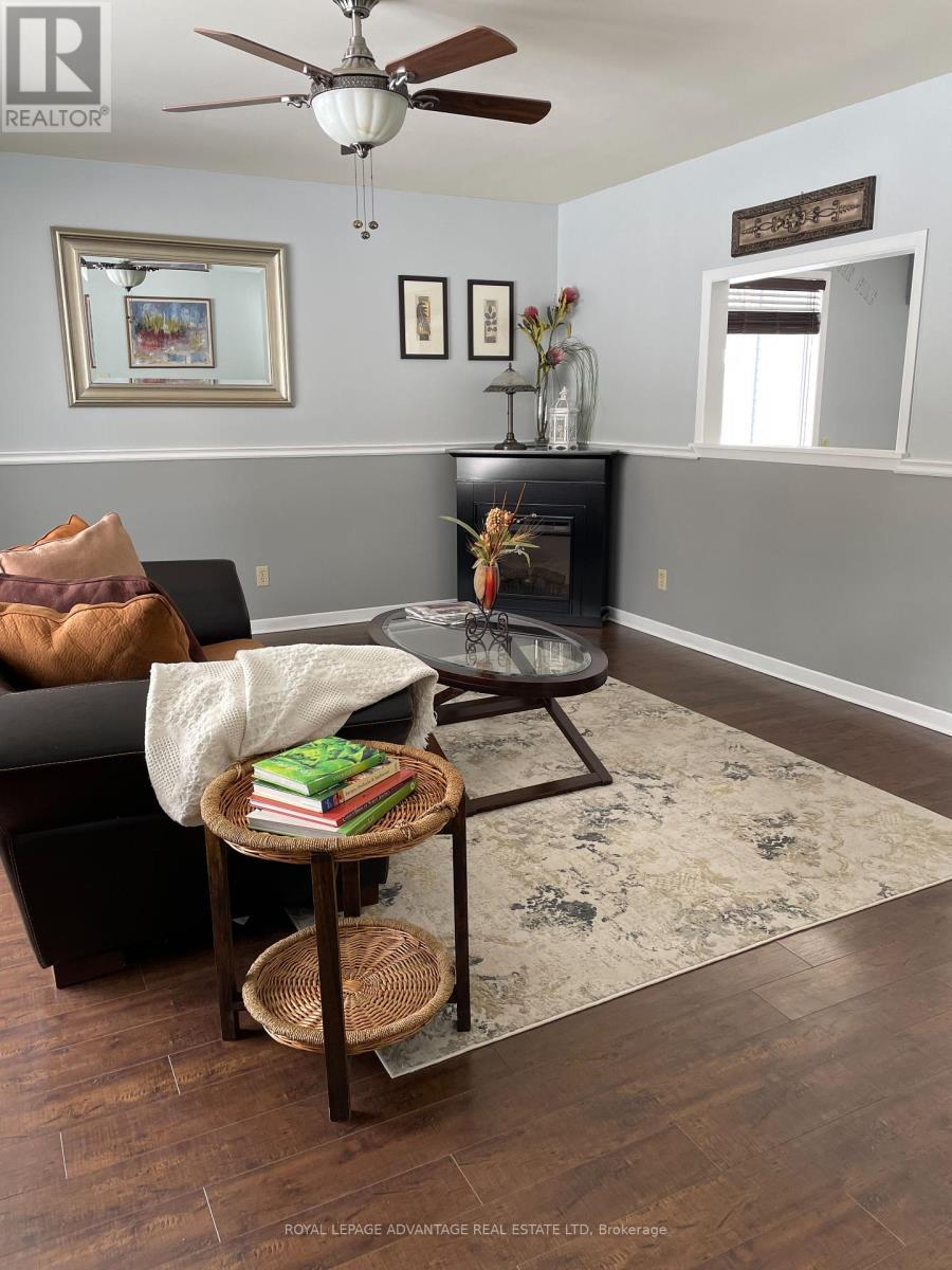 












34 JAMES STREET

,
Smiths Falls,




Ontario
K7A3R3

