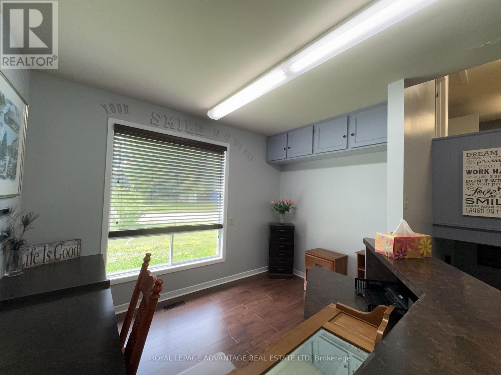 












34 JAMES STREET

,
Smiths Falls,




Ontario
K7A3R3

