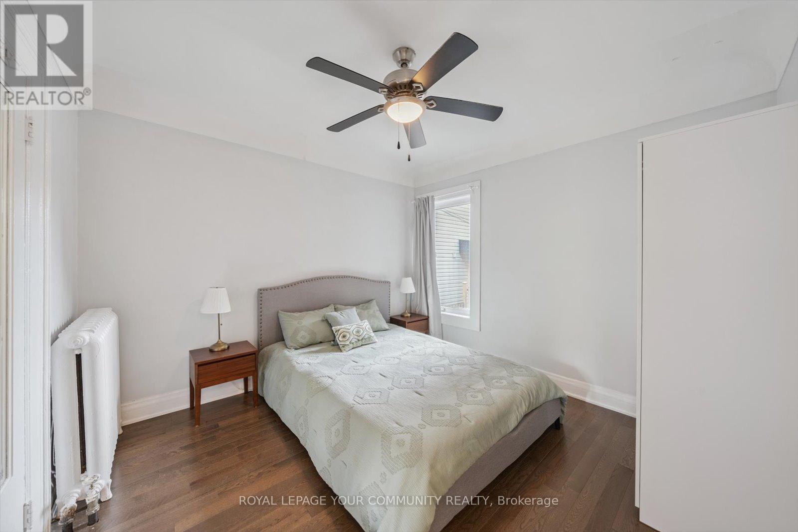 












218 BEATRICE STREET

,
Toronto,




Ontario
M6G3G1

