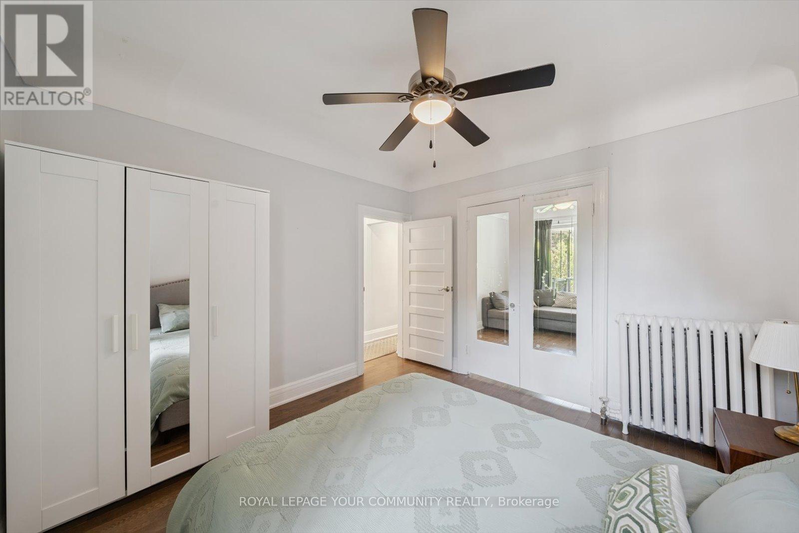 












218 BEATRICE STREET

,
Toronto,




Ontario
M6G3G1


