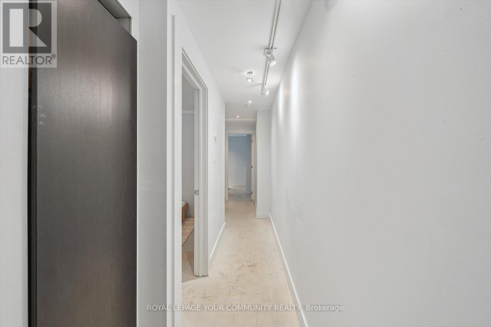 












218 BEATRICE STREET

,
Toronto,




Ontario
M6G3G1

